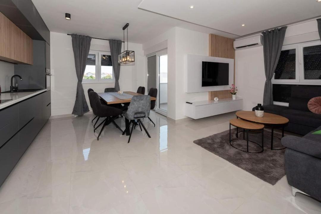 Penthouse Paola- Modern And Luxury Apartment In Ζαντάρ Εξωτερικό φωτογραφία